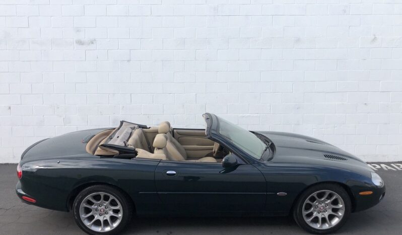 2002 Jaguar XKR Base full