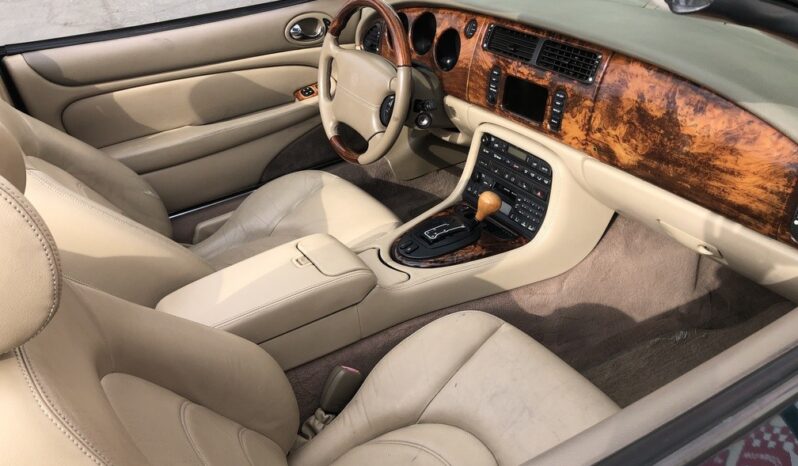 2002 Jaguar XKR Base full