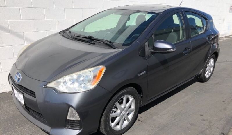 2013 Toyota Prius C Three full