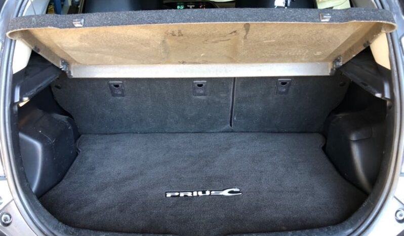 2013 Toyota Prius C Three full