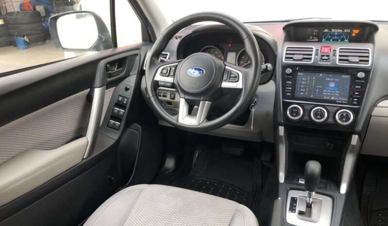 2018 Subaru Forester Premium full