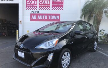 2015 Toyota Prius C Two