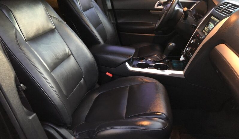 2015 Ford Explorer XLT full