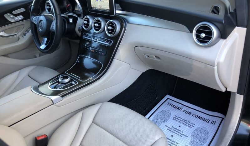 2018 Mercedes-Benz GLC-Class 300 full