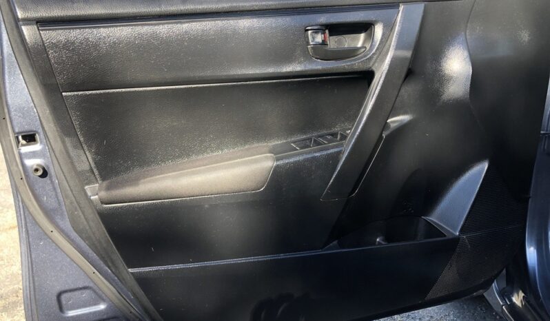 2017 Toyota Corolla L full