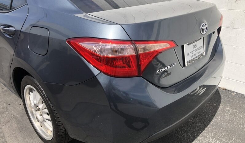 2017 Toyota Corolla L full