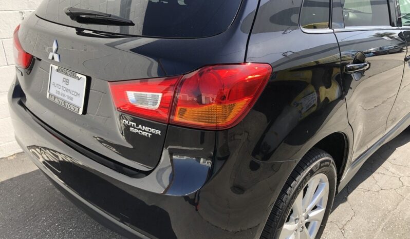 2015 Mitsubishi Outlander Sport SE full