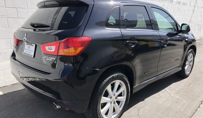 2015 Mitsubishi Outlander Sport SE full