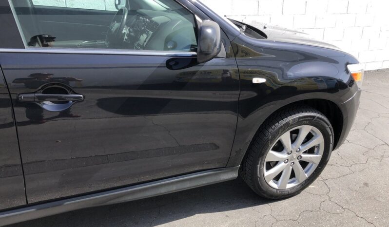 2015 Mitsubishi Outlander Sport SE full