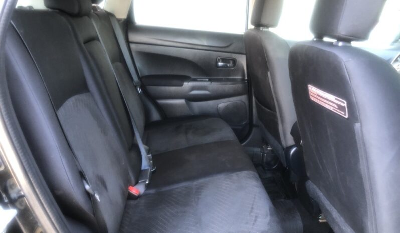 2015 Mitsubishi Outlander Sport SE full