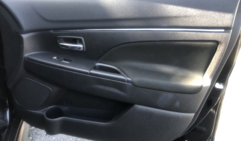 2015 Mitsubishi Outlander Sport SE full