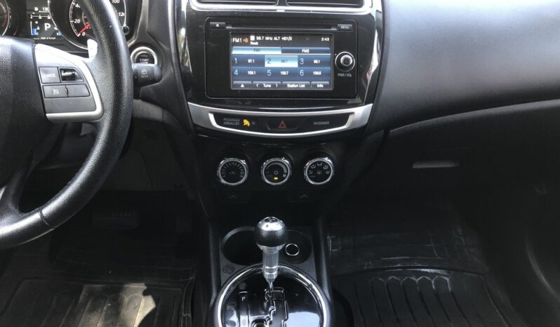 2015 Mitsubishi Outlander Sport SE full