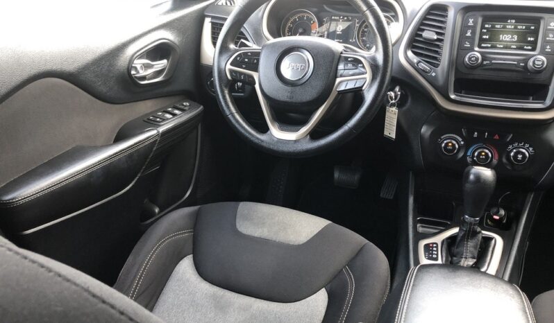 2016 Jeep Cherokee Sport full