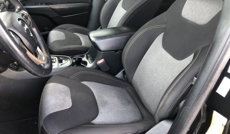 2016 Jeep Cherokee Sport full