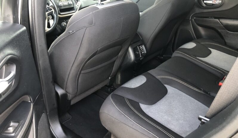 2016 Jeep Cherokee Sport full