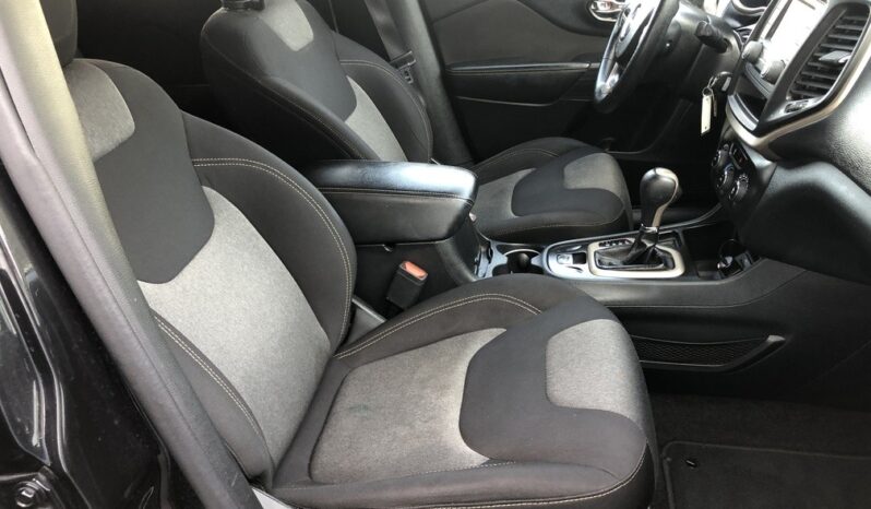 2016 Jeep Cherokee Sport full