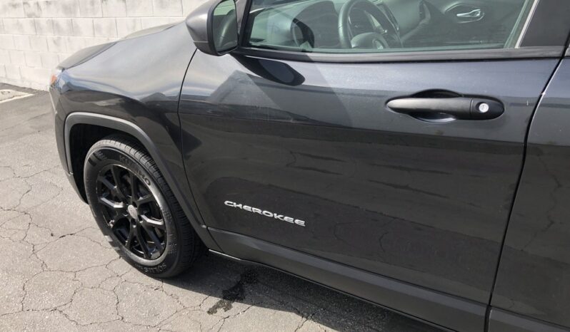 2016 Jeep Cherokee Sport full