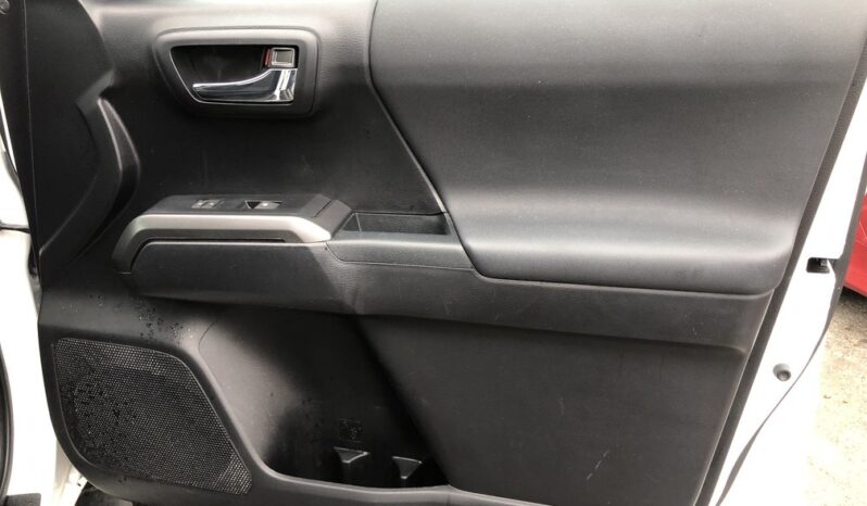 2021 Toyota Tacoma TRD Sport full