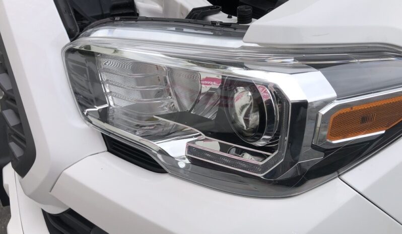 2021 Toyota Tacoma TRD Sport full