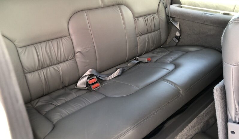 1999 Chevrolet Suburban 2500 LT 4WD full
