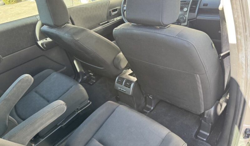 2009 Mazda Mazda5 Sport full