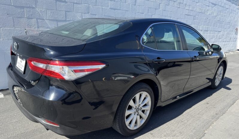 2018 Toyota Camry LE full