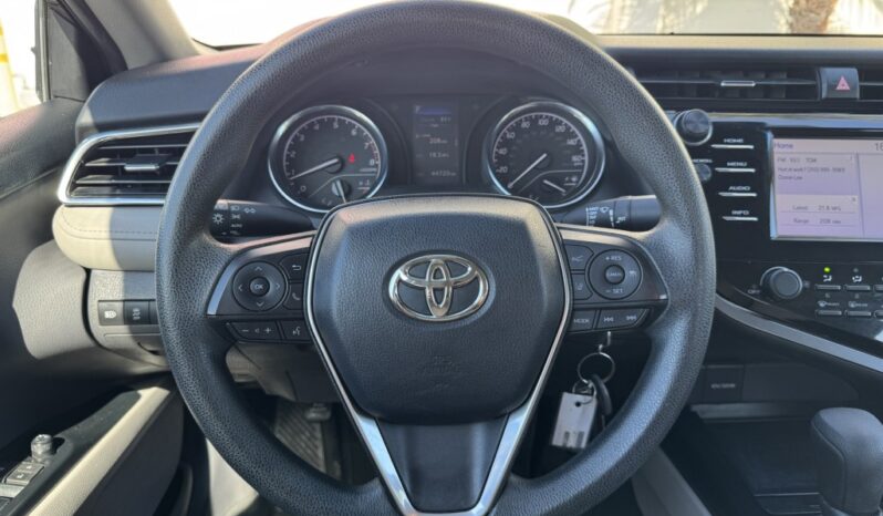 2018 Toyota Camry LE full