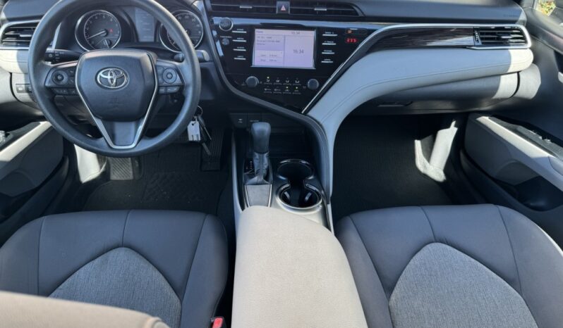 2018 Toyota Camry LE full