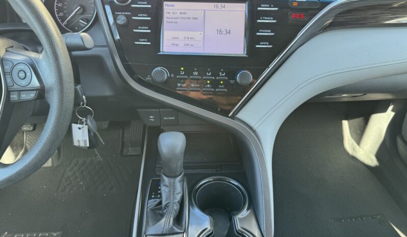2018 Toyota Camry LE full