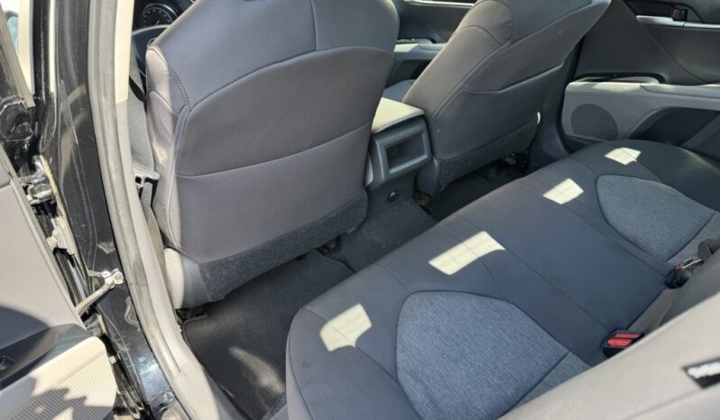 2018 Toyota Camry LE full