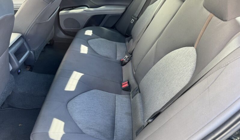2018 Toyota Camry LE full