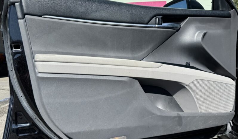 2018 Toyota Camry LE full