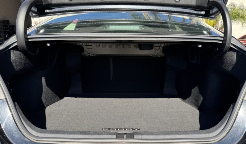 2018 Toyota Camry LE full