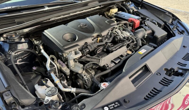 2018 Toyota Camry LE full