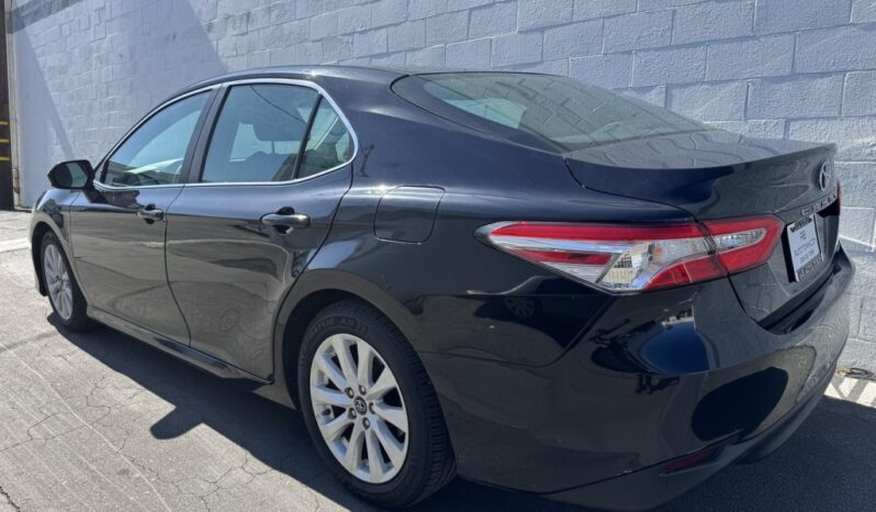2018 Toyota Camry LE full