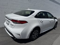 2022 Toyota Corolla LE full