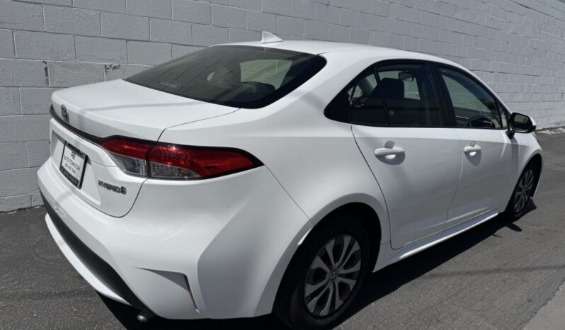 2022 Toyota Corolla LE full