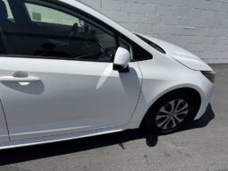 2022 Toyota Corolla LE full