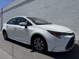 2022 Toyota Corolla LE full