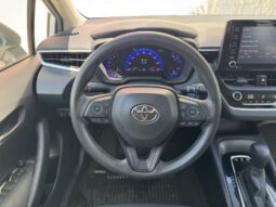2022 Toyota Corolla LE full