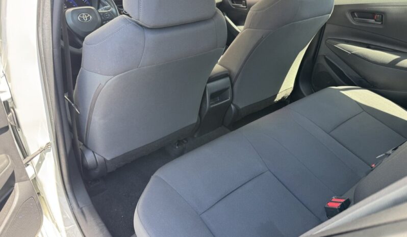 2022 Toyota Corolla LE full