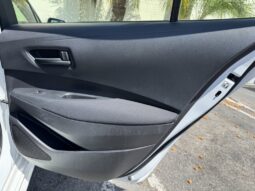 2022 Toyota Corolla LE full