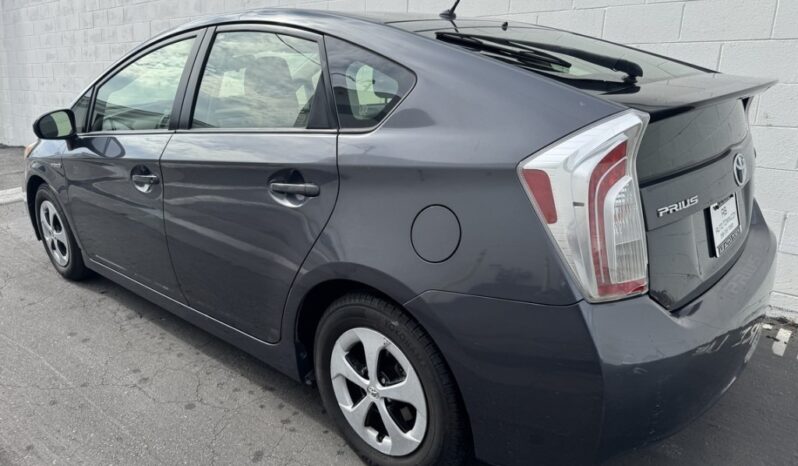 2012 Toyota Prius Two full