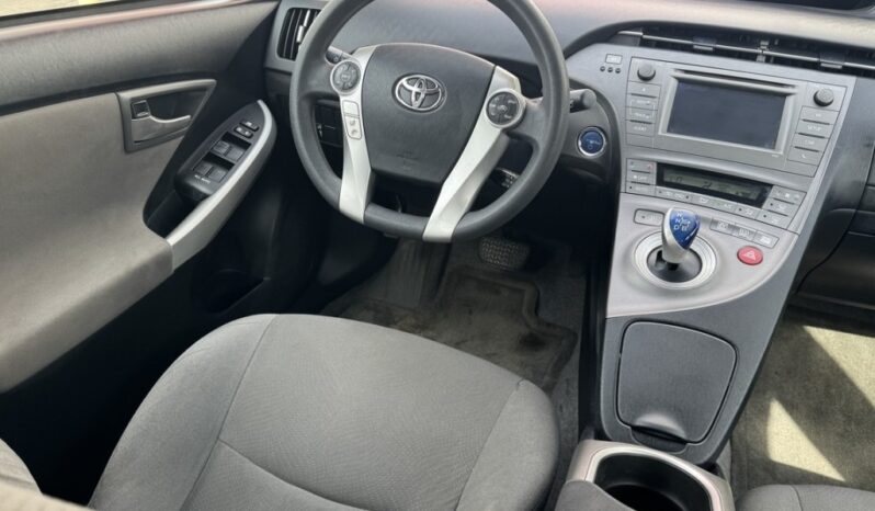 2012 Toyota Prius Two full