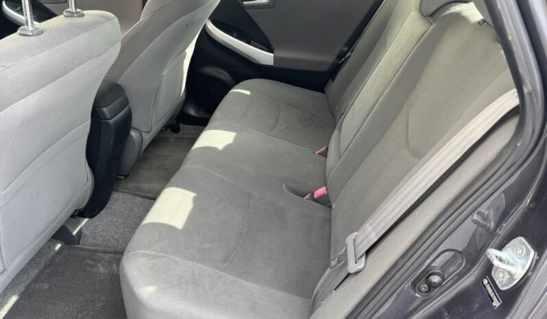 2012 Toyota Prius Two full