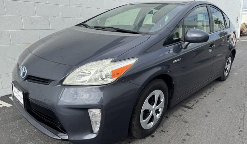 2012 Toyota Prius Two full