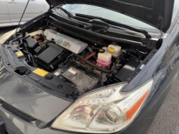2012 Toyota Prius Two full
