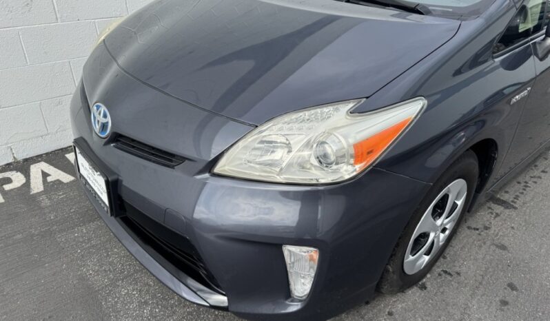 2012 Toyota Prius Two full