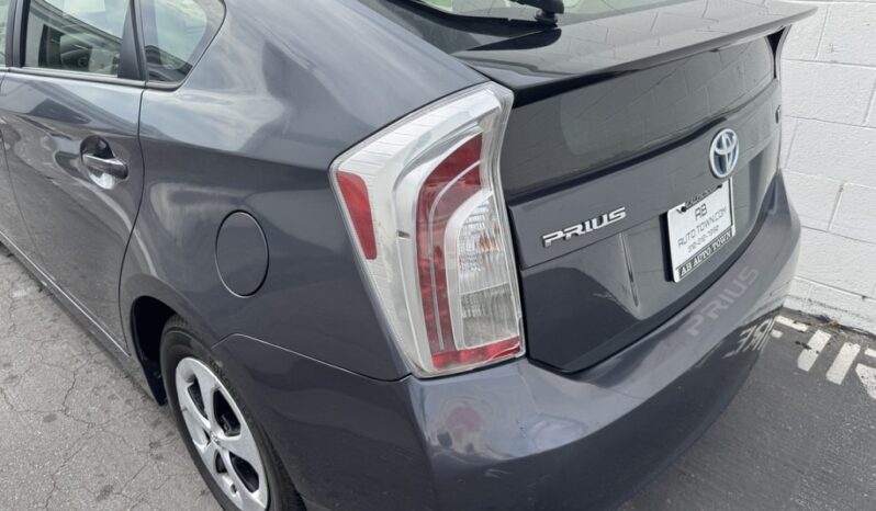 2012 Toyota Prius Two full