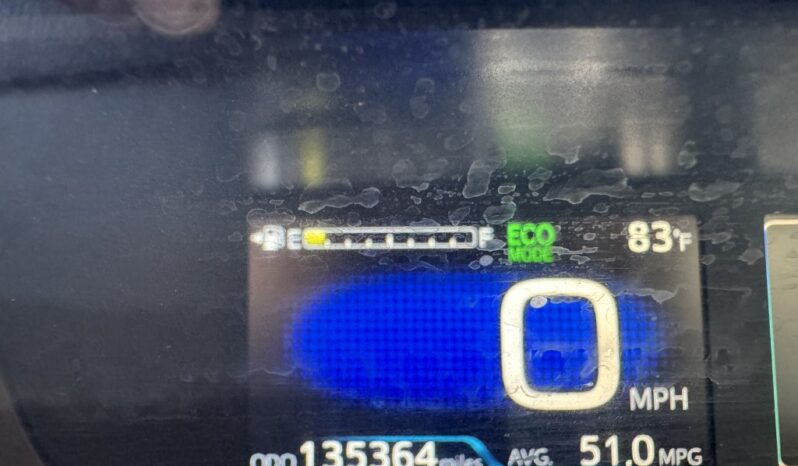 2020 Toyota Prius LE full